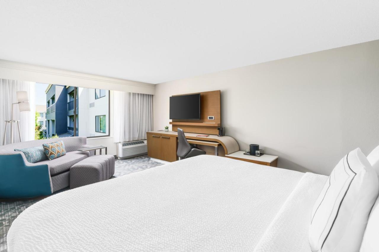 Courtyard By Marriott Dallas Lewisville Buitenkant foto