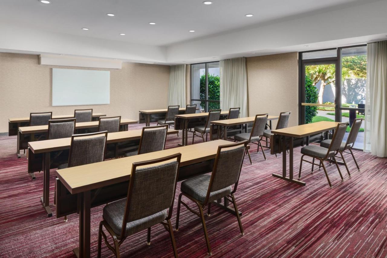 Courtyard By Marriott Dallas Lewisville Buitenkant foto