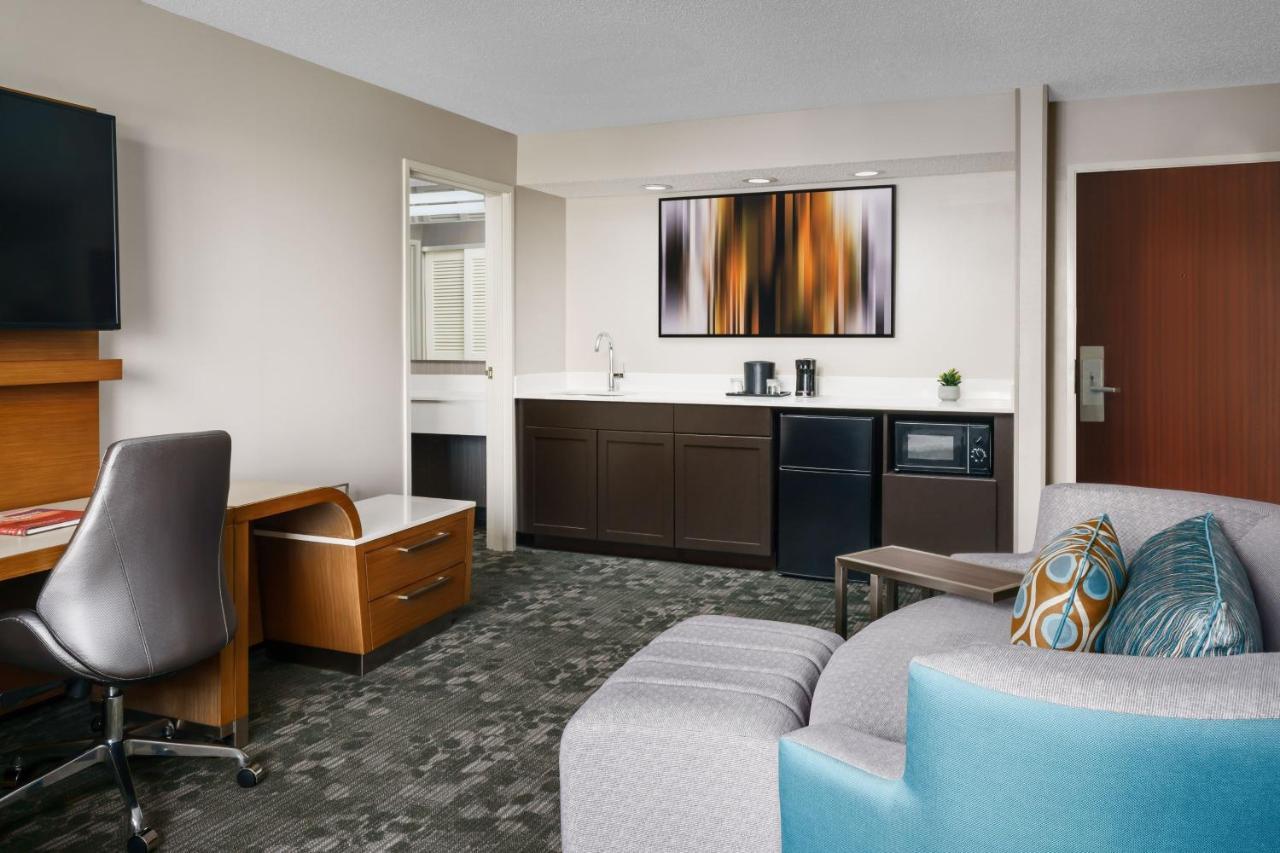 Courtyard By Marriott Dallas Lewisville Buitenkant foto
