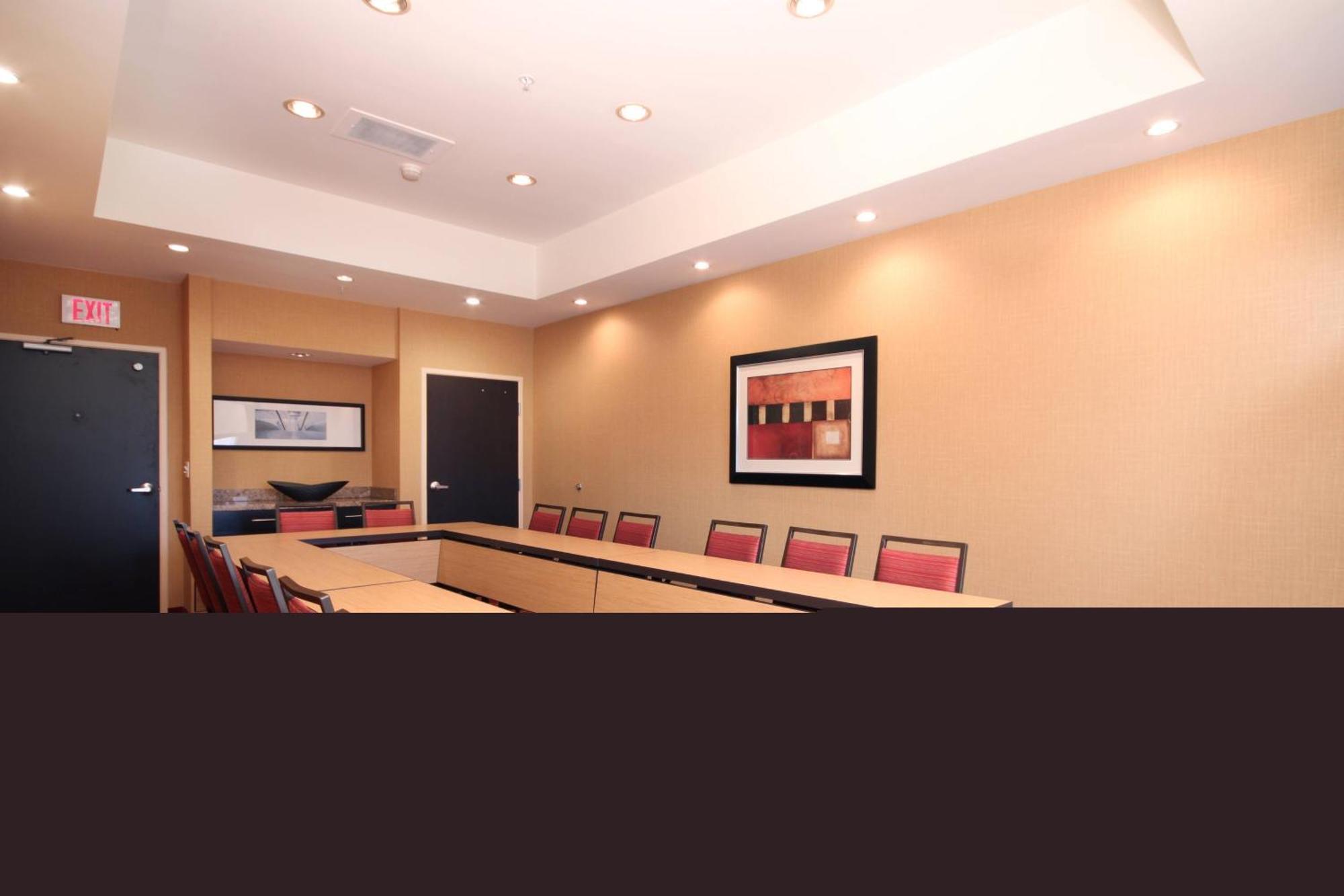 Courtyard By Marriott Dallas Lewisville Buitenkant foto